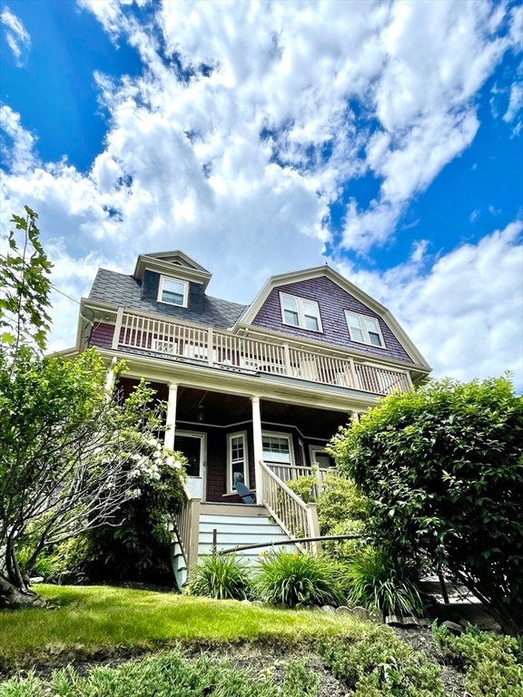 Primary Photo - 53 Hillsdale St