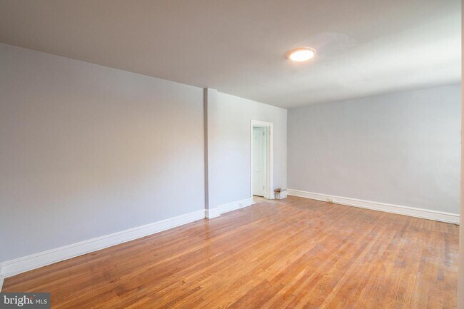 Foto del edificio - 2115 N 63rd St