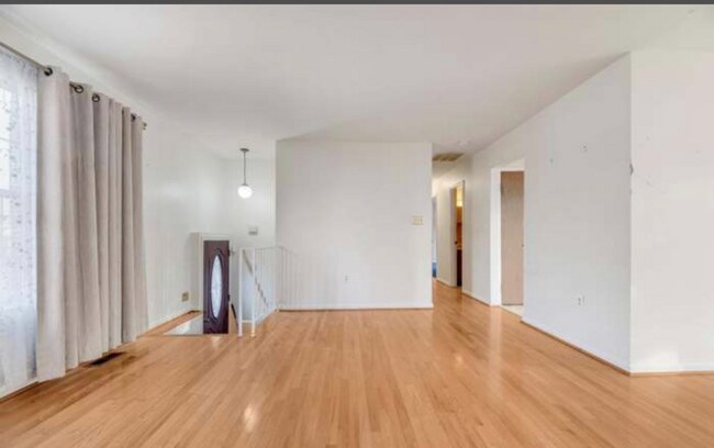 Foto del edificio - 2014 Ritchie Rd