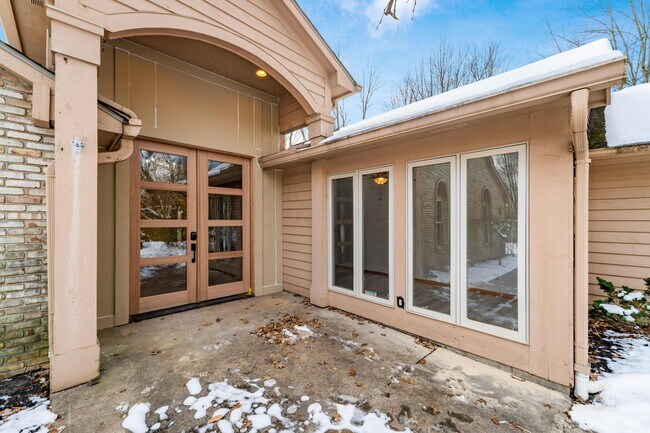 Foto del edificio - 6253 Headley Heights Ct