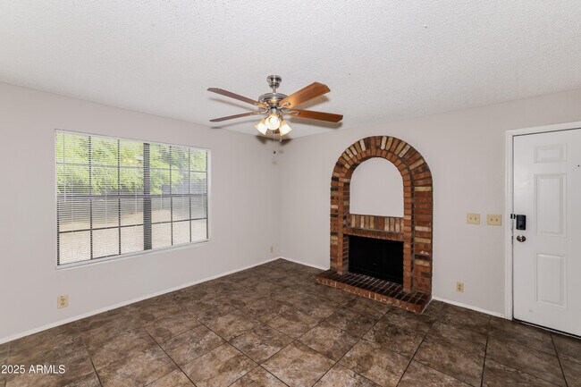 Building Photo - 3724 W Carol Ann Way
