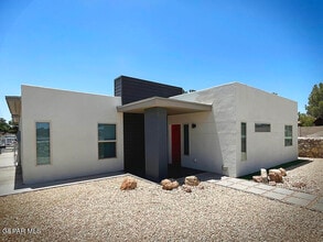 Building Photo - 9467 Landry McKee Ln