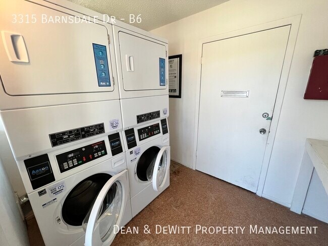 Foto del edificio - 3315 Barnsdale Dr