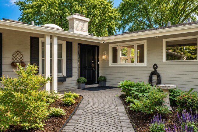 Foto del edificio - 1161 Winwood Dr