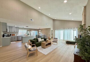 Building Photo - 6310 Briar Terrace Dr