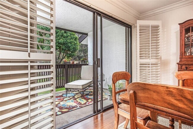 Foto del edificio - 2510 E Willow St