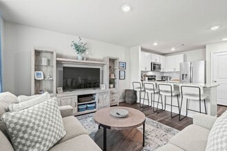 Building Photo - 330 Bayou Loop