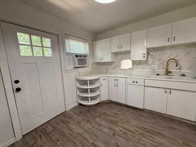 Foto del edificio - 710 F St NW
