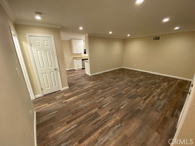Foto del edificio - 511 N Walnut St