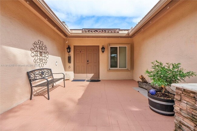 Foto del edificio - 8931 NW 55th Pl