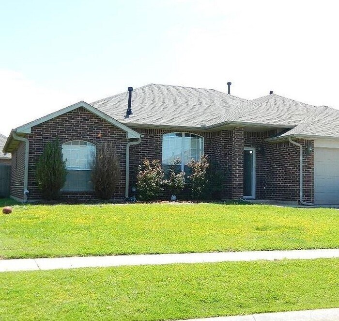 Primary Photo - Beautiful Home!