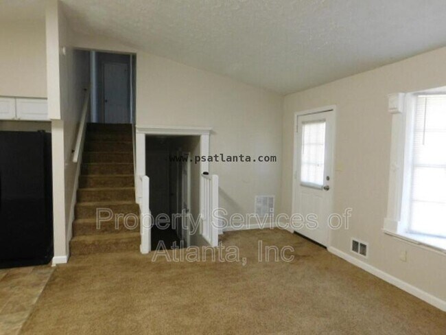 Building Photo - 8079 Kendrick Rd