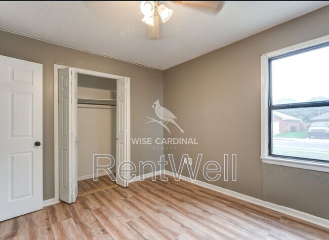 Foto del edificio - 4906 60th St