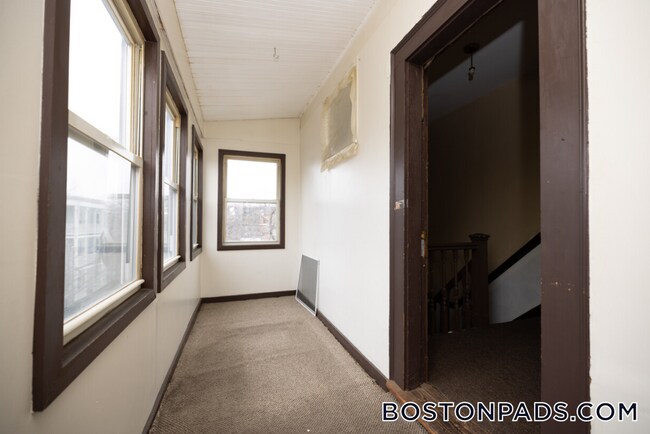 Building Photo - 339 Allston St