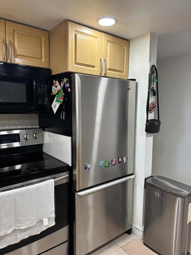 Foto del edificio - 9365 Fontainebleau Blvd