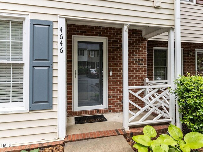 Building Photo - 4646 Fawnbrook Cir