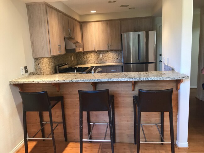 Cocina - 2681 Pala Mesa Ct