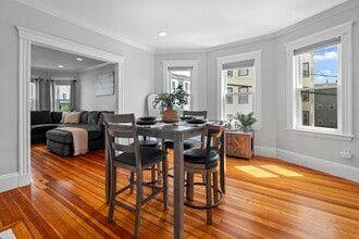 Building Photo - 22 Buttonwood St