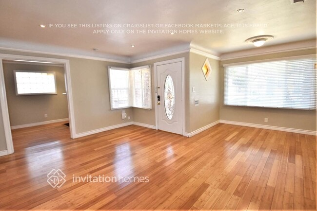 Building Photo - 9925 Orange Ave