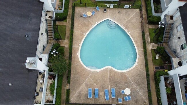 Foto del edificio - 8787 Brae Acres Rd