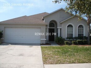 Building Photo - 2406 Siward Ave