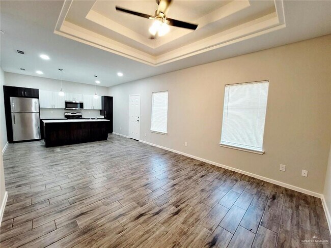 Building Photo - 1312 Vani Dr