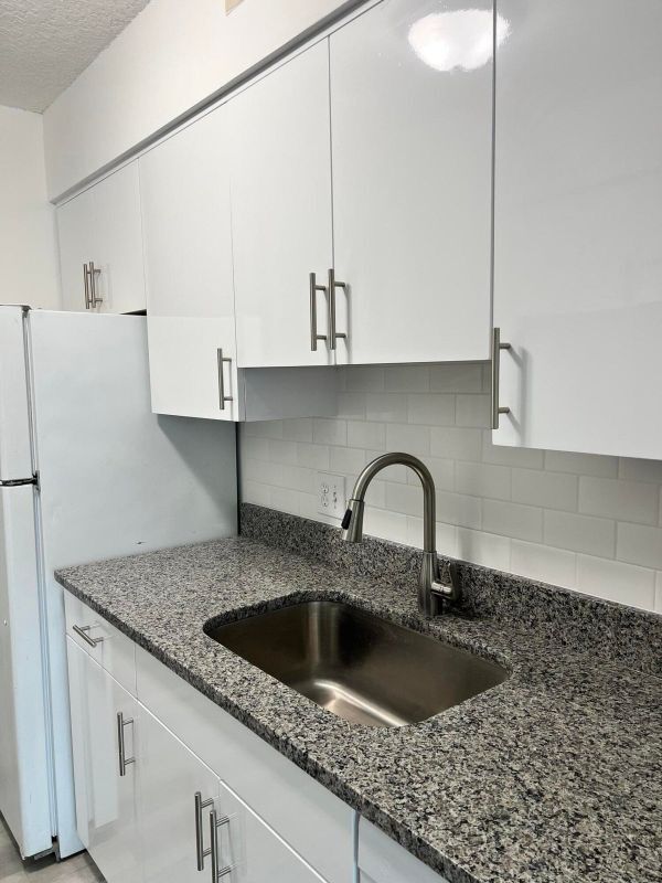 Foto del edificio - 2307 N Congress Ave