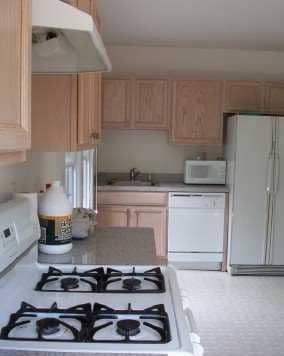 Building Photo - 76 Union Ave