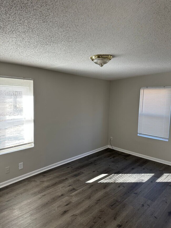 Foto del edificio - Cozy 2 bedroom for rent!