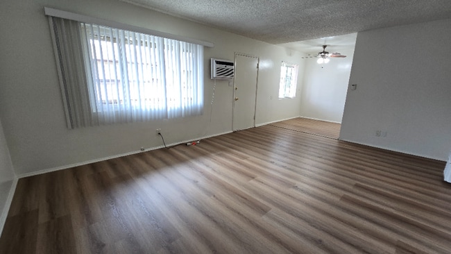 Building Photo - 516 Mar Vista Ave