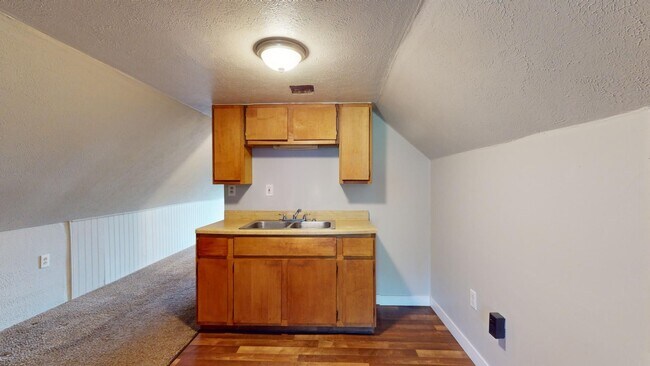 Foto del edificio - 3339 W.84th