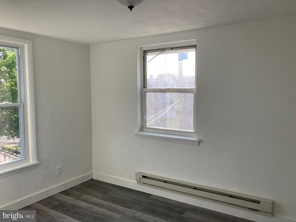 600 E Carver St Unit 2ND FLOOR, Philadelphia, PA 19120 Room for Rent