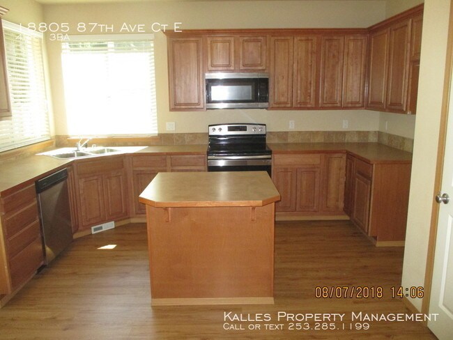 Foto del edificio - 18805 87th Ave Ct E