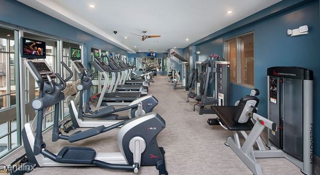 Foto del edificio - 2 br, 2 bath Apartment - Downtown