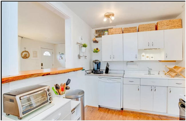 Kitchen - 517 13th St