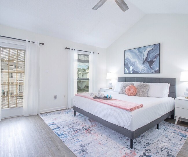 Suite del dormitorio principal - 1110 Century Oaks Dr