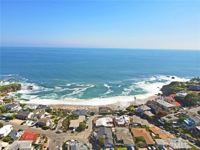 Foto del edificio - 1560 Sunset Ridge Dr