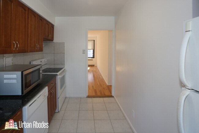 Foto del edificio - 6118 N Sheridan Rd