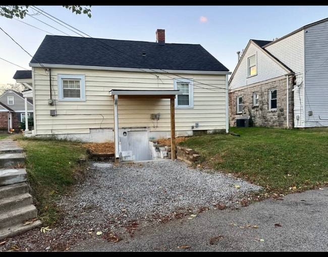 Building Photo - 203 Virginia Ct