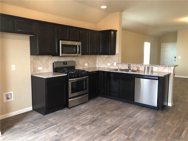 Foto del edificio - 3409 Tilmon Ln.