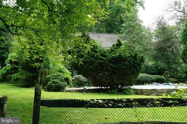 Building Photo - 2141 Paper Mill Rd
