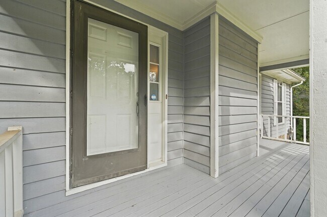 Foto del edificio - 2939 Gray Feather Dr