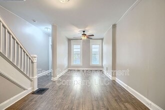 Building Photo - 1530 N Rosedale St