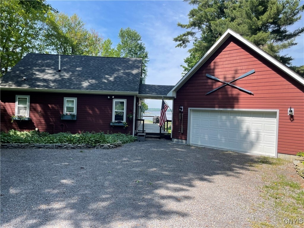 Primary Photo - 20734 Muskellunge Bay Ln