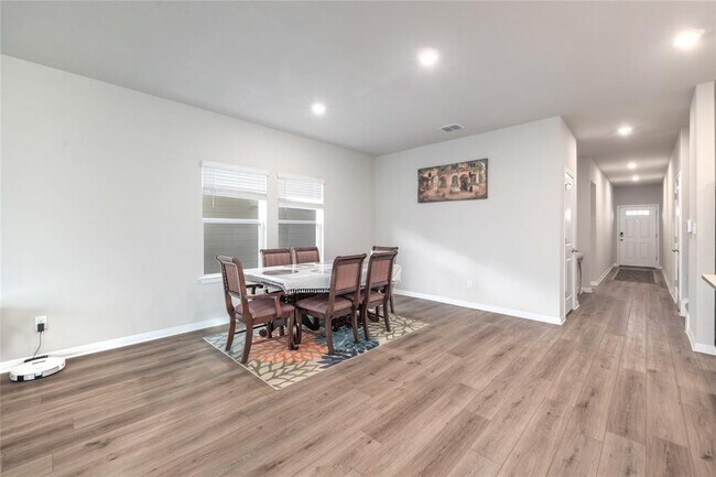 Foto del edificio - 2815 Haystack Ln