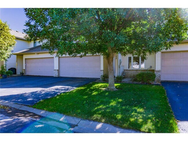 Foto del edificio - 1122 Crystal Pl W