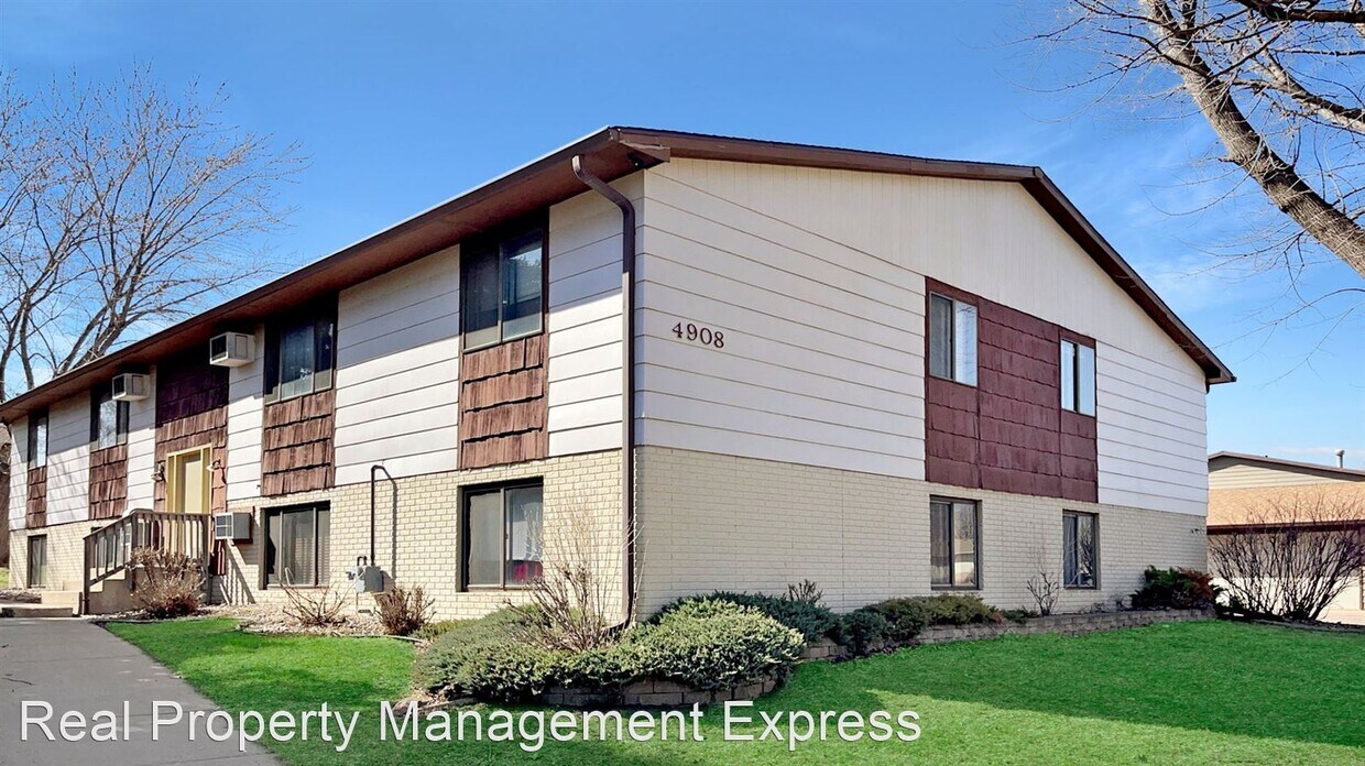 Primary Photo - 2 br, 1 bath Apartment - Newly Renovated 2...