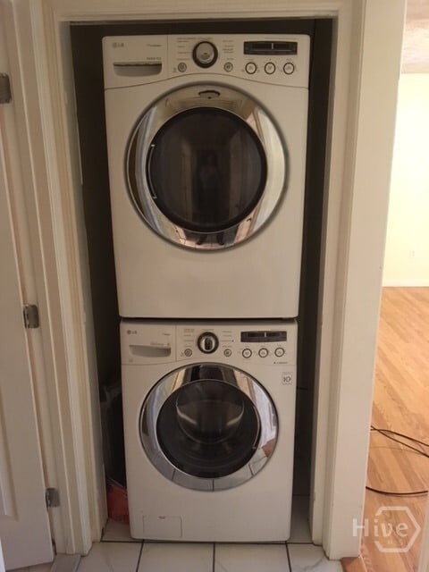 Building Photo - 602 Freeman Dr