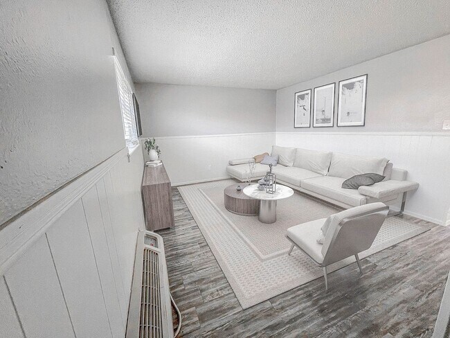 Foto del edificio - Remodeled units AVAILABLE NOW! Leasing fast!!!
