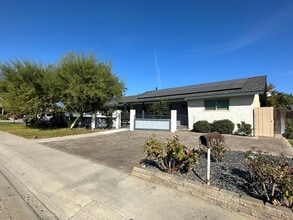 Building Photo - 1522 W Monte Vista Ave